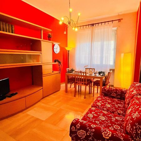 Sky Apartment A Due Passi Dalla Stazione Collegno Ngoại thất bức ảnh